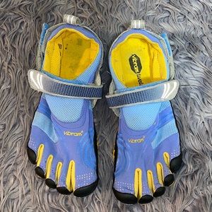 Womens Vibram Fivefingers KomodoSport